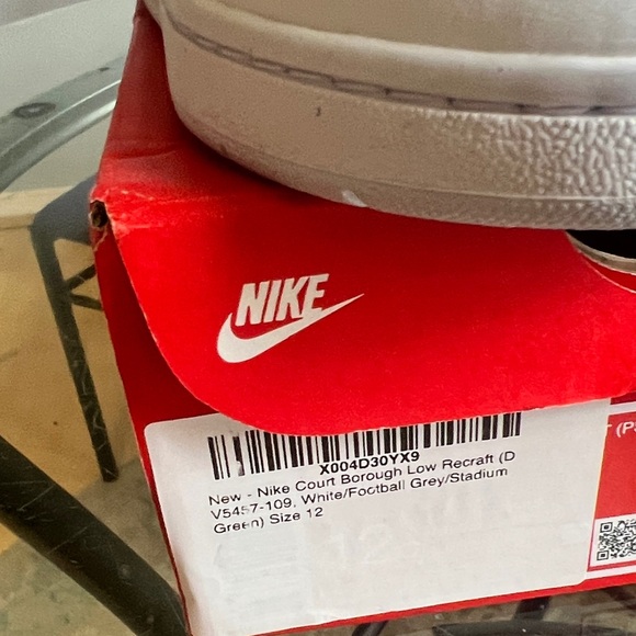 Nike court borough low white and Green Kids' Sneakers - Picture 2 of 3